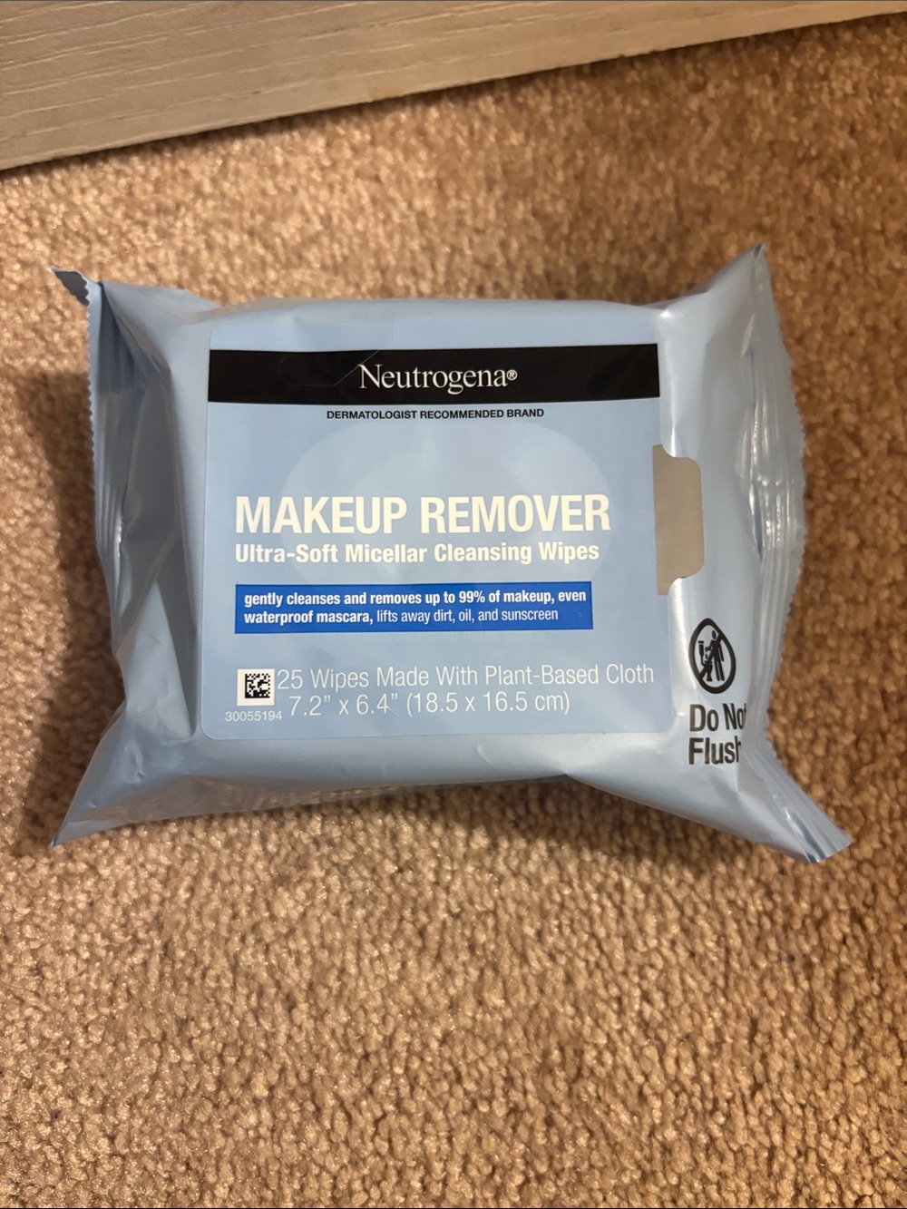Neutrogena Light Blue Makeup Remover Ultra-Soft Micellar Cleansing Wipes